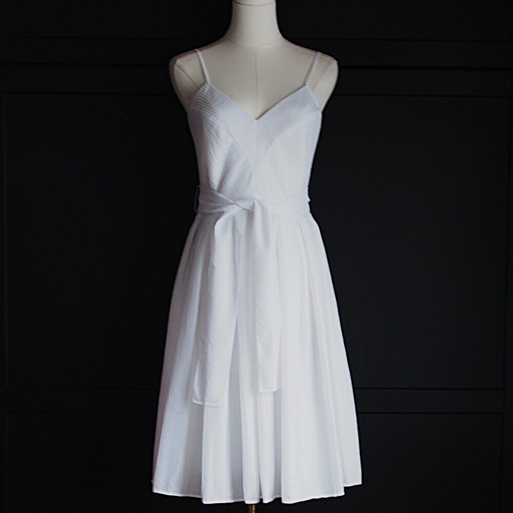 Calvin Klein | Pleated, V-neck, Dress w Waist Sash